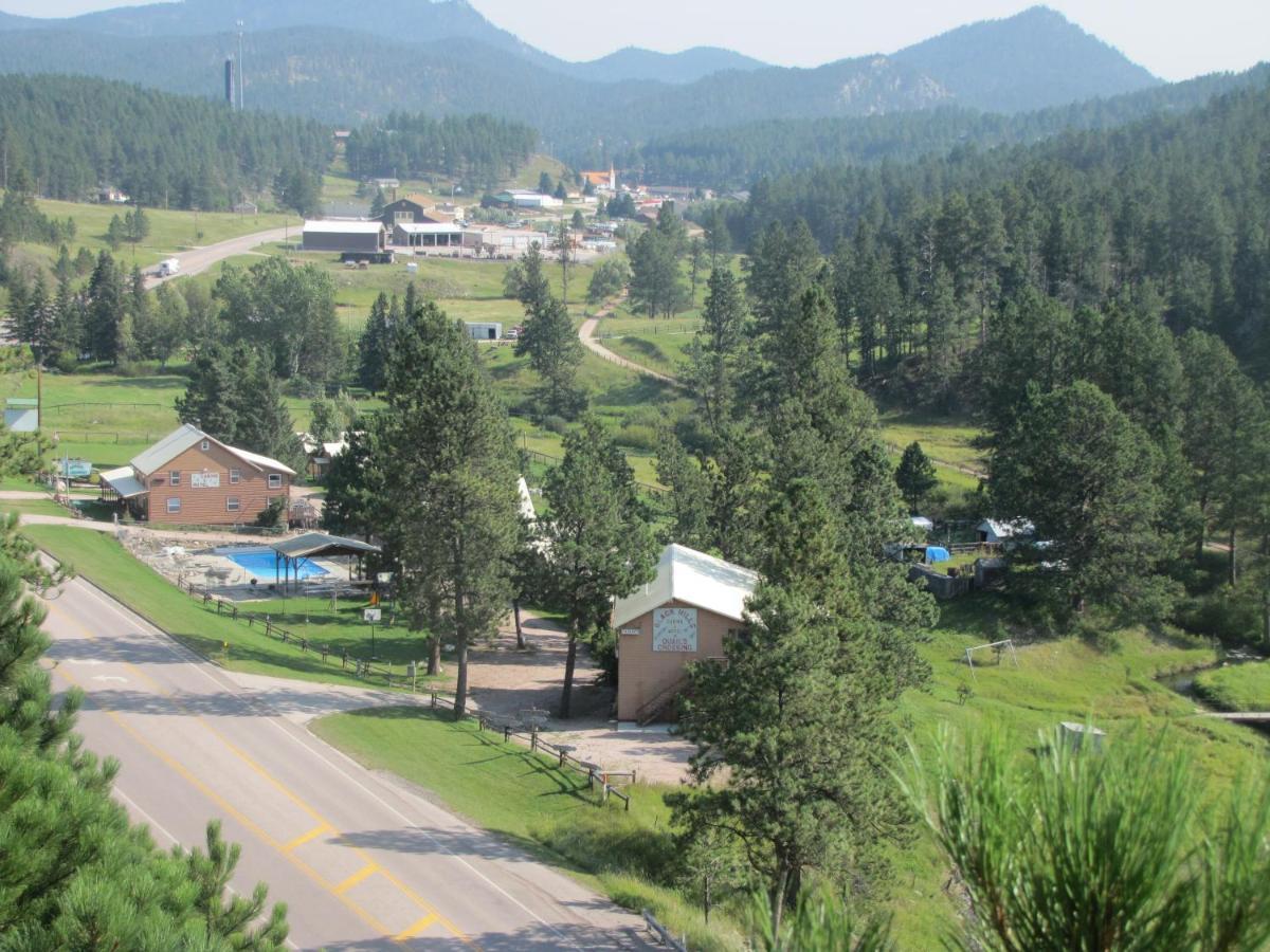 Black Hills Cabins At Quail'S Crossing Хилл-Сити Экстерьер фото